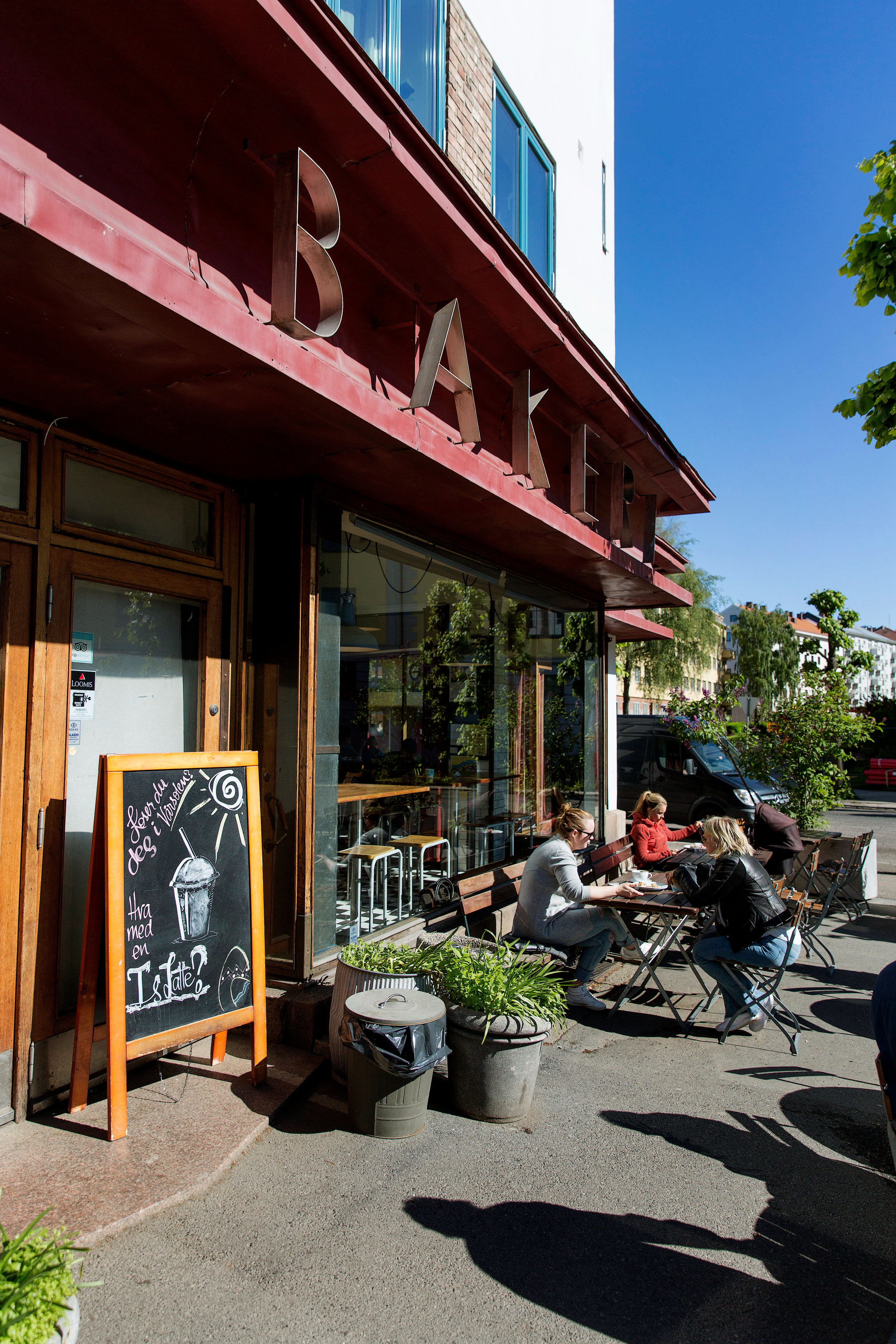 Åpent Bakeri historisk