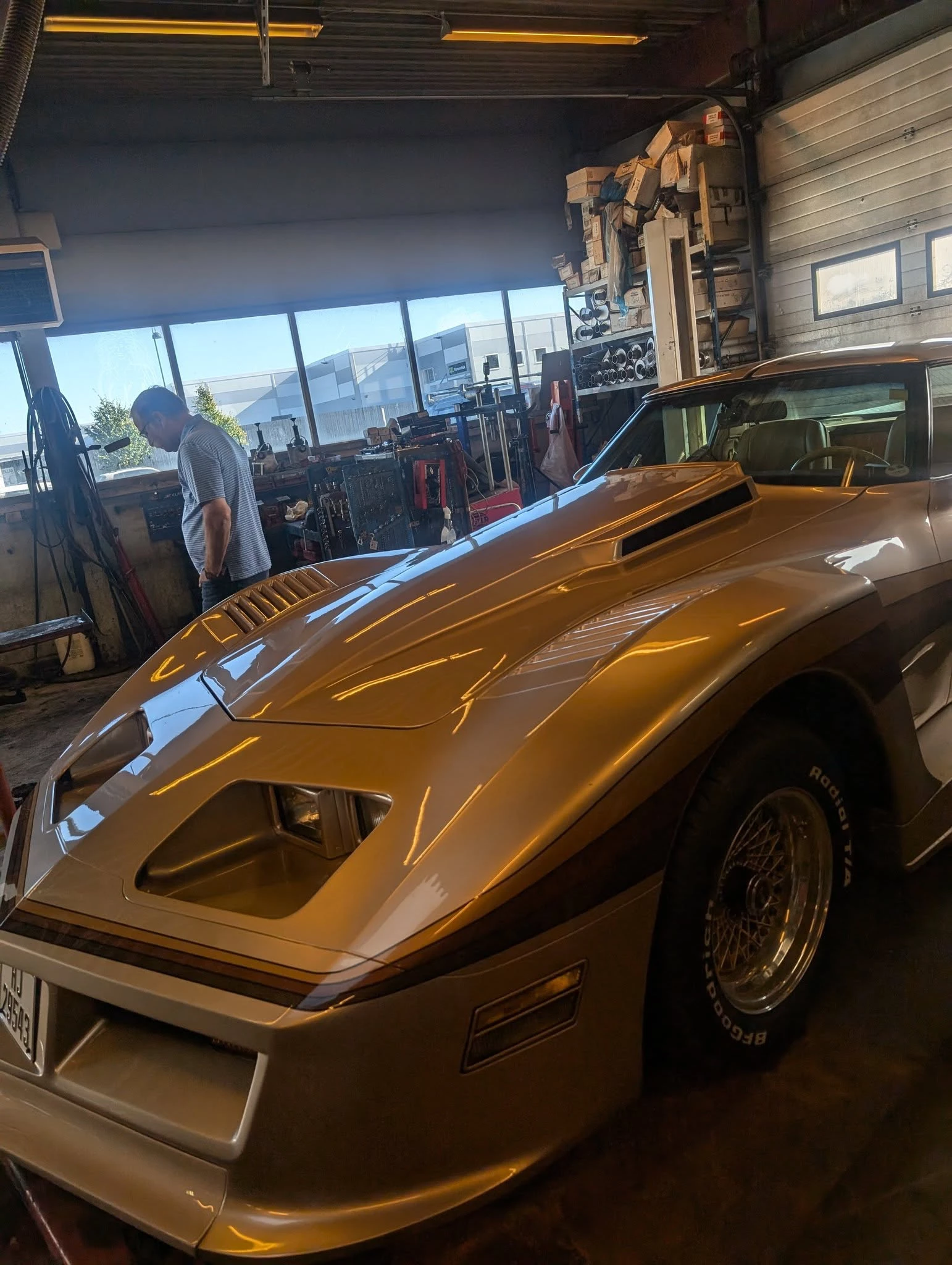 Kundebil hos Eksosanlegg AS